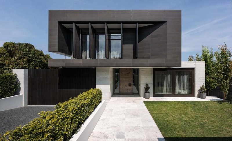 modern-house-exterior-2021-08-27-19-27-31-utc-800x489